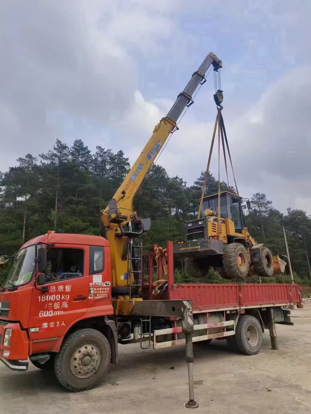 金平区找吊车出租公司的时候需要注意什么