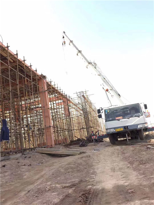 金平区25 吨、50 吨吊车怎么选？多大重量 / 半径适合对应车型？