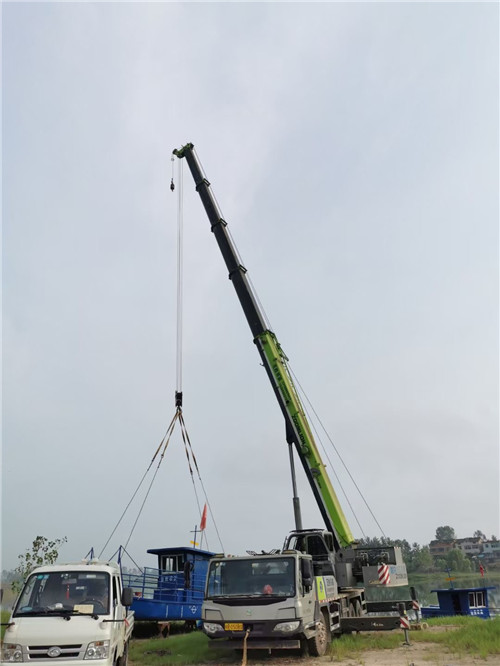 金平区桥梁建设吊装案例